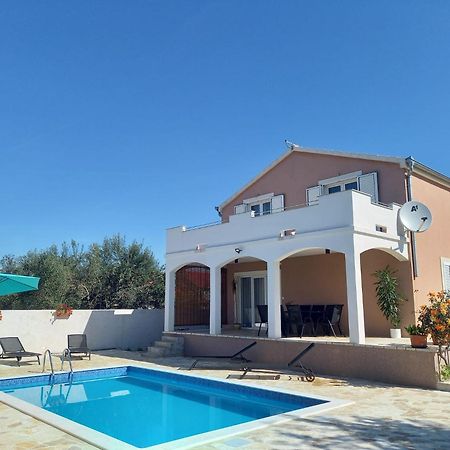 Leggiero Villa Benkovac Exteriör bild