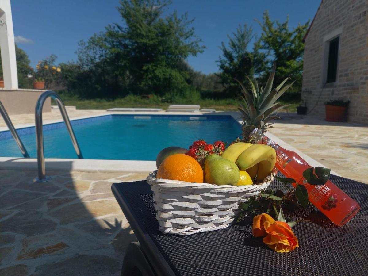 Leggiero Villa Benkovac Exteriör bild